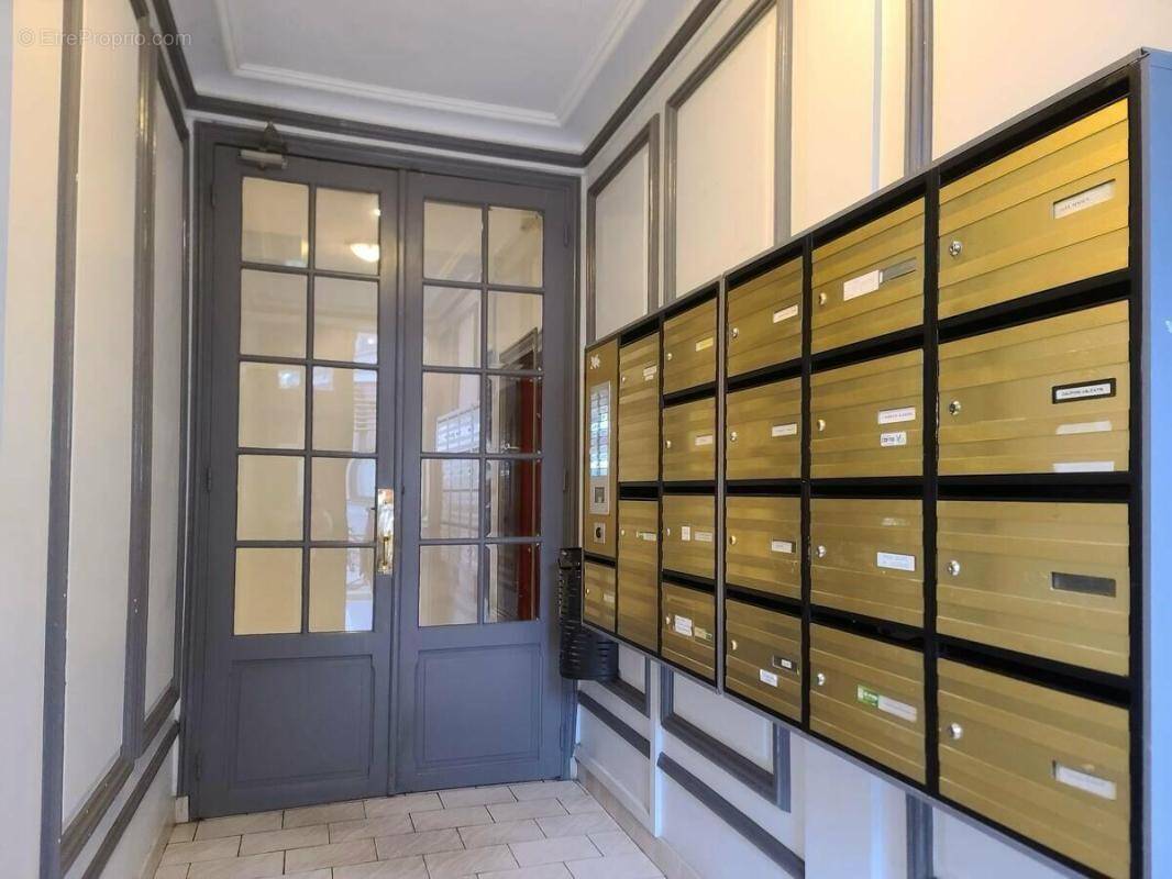 Appartement à ASNIERES-SUR-SEINE