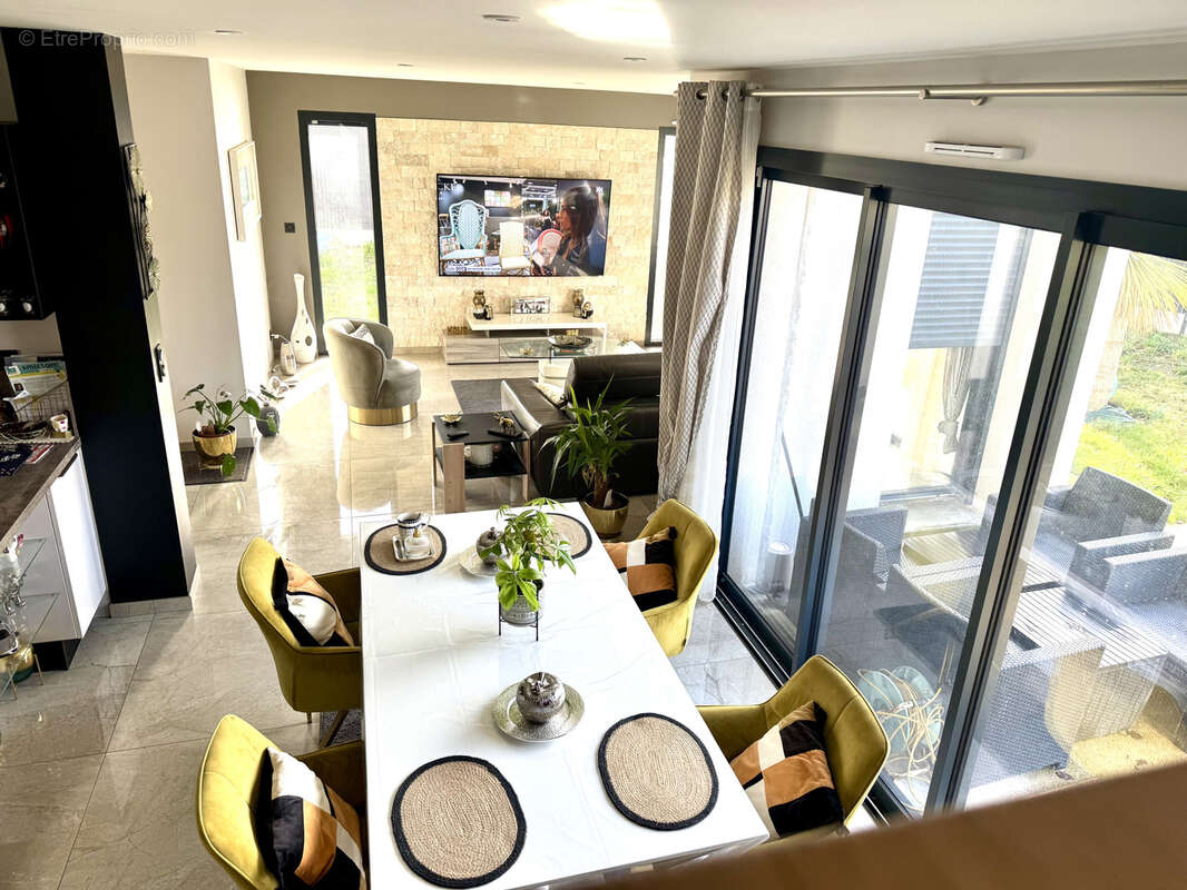 Maison à BAIN-DE-BRETAGNE