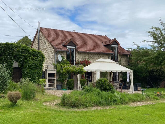 Maison à MASBARAUD-MERIGNAT
