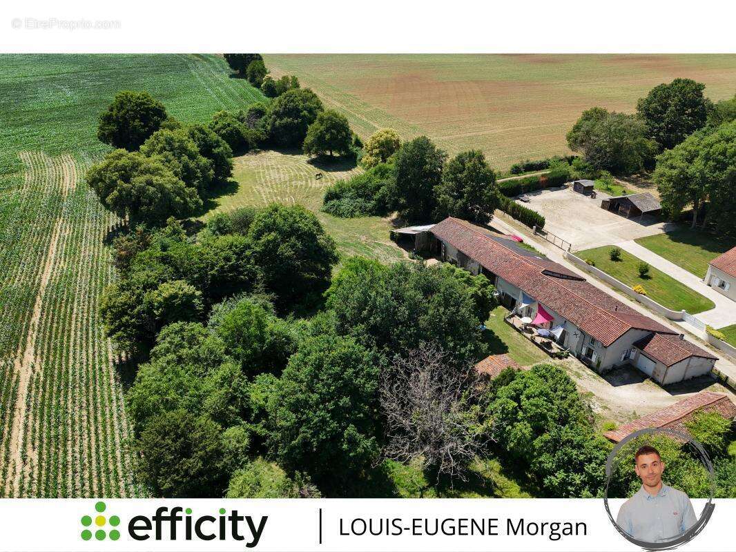 Maison à LA CHAPELLE-BATON