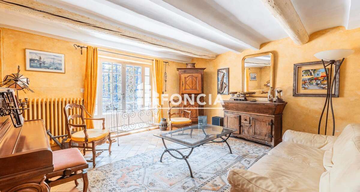 Maison à SIX-FOURS-LES-PLAGES