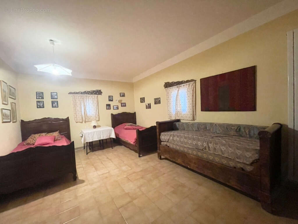 Maison à ROUSSILLON