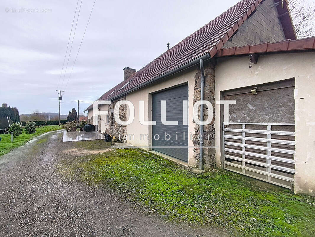 Maison à LE TANU