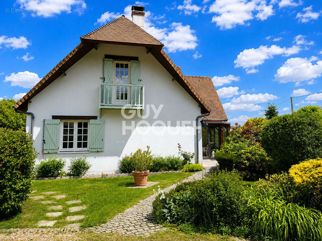 Maison à BERNAY