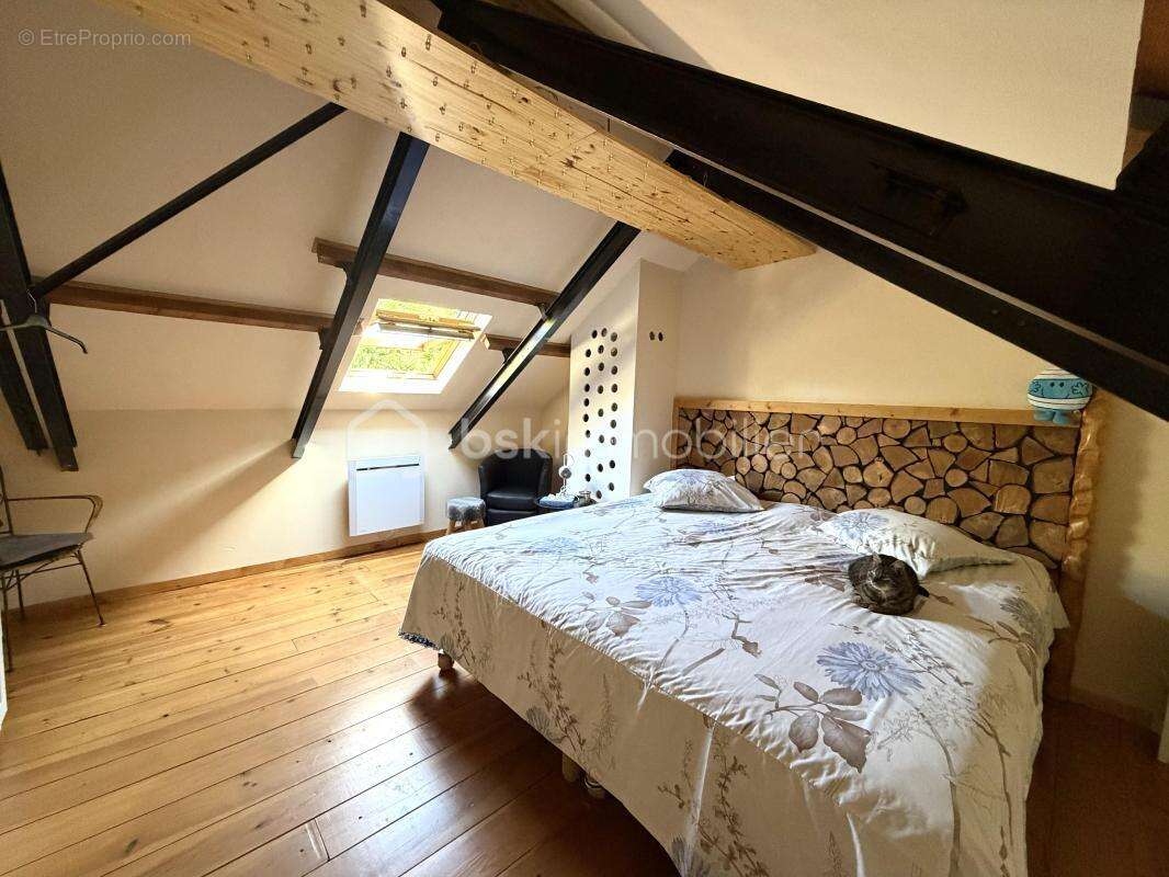 Maison familiale avec sous-sol, 4 chambres , dépendance et bois - photo 21