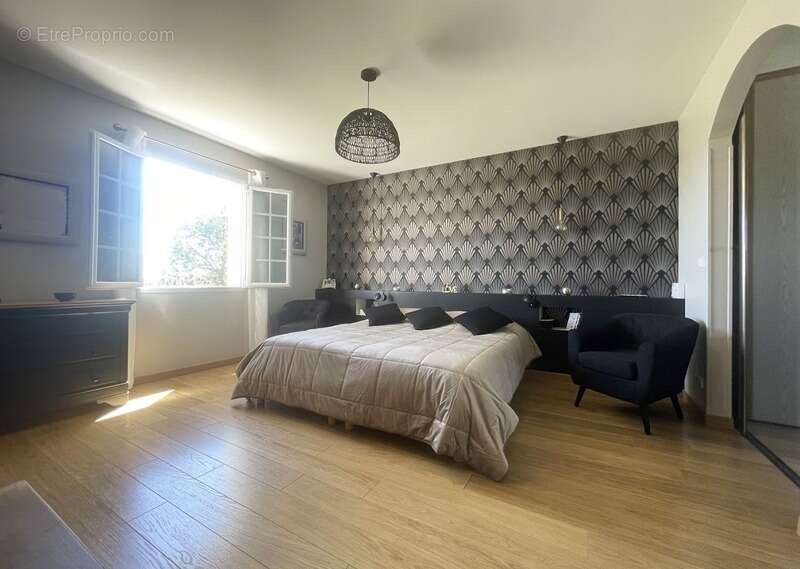Villa d'architecte et gîte indépendant dans un parc paysager de plus de 4 000 m² SUD de COGNAC proche de BARBEZIEUX SAINT HILAIR - photo 10