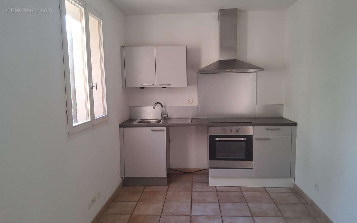 Appartement à CUERS