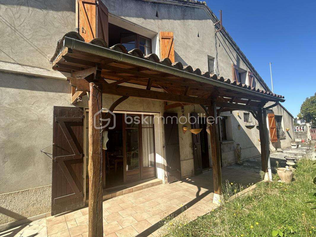 Maison centre ville - 3 chambres - garage - jardin - photo 2