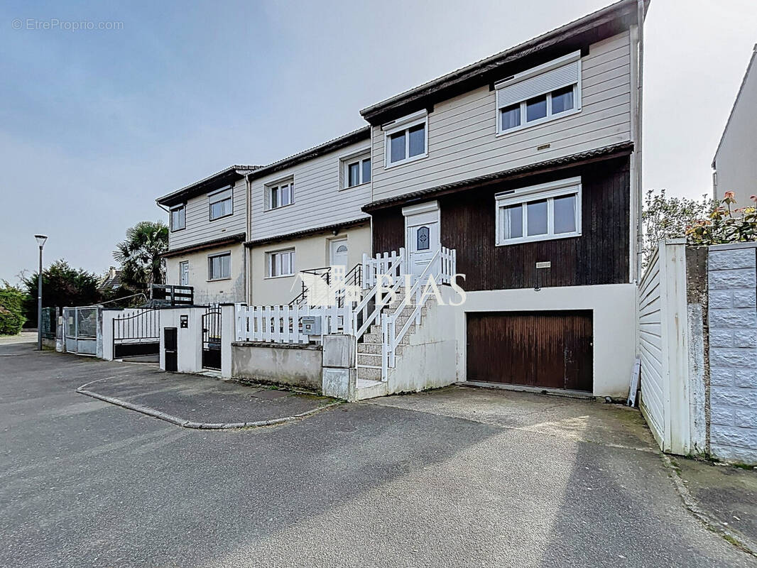 Maison à CAUDEBEC-LES-ELBEUF