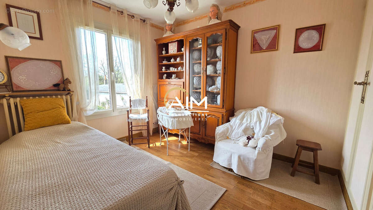 Maison à MONTLOUIS-SUR-LOIRE