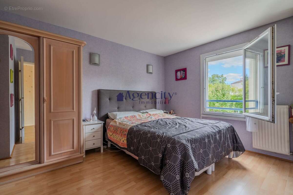 Maison 99 m² à Lognes  - photo 7