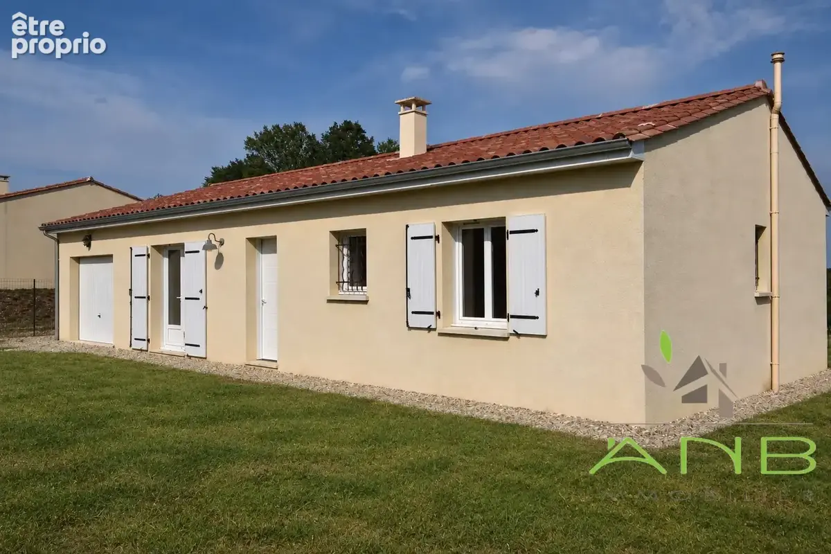 Photo Maison à Eymouthiers au prix de 170 600€