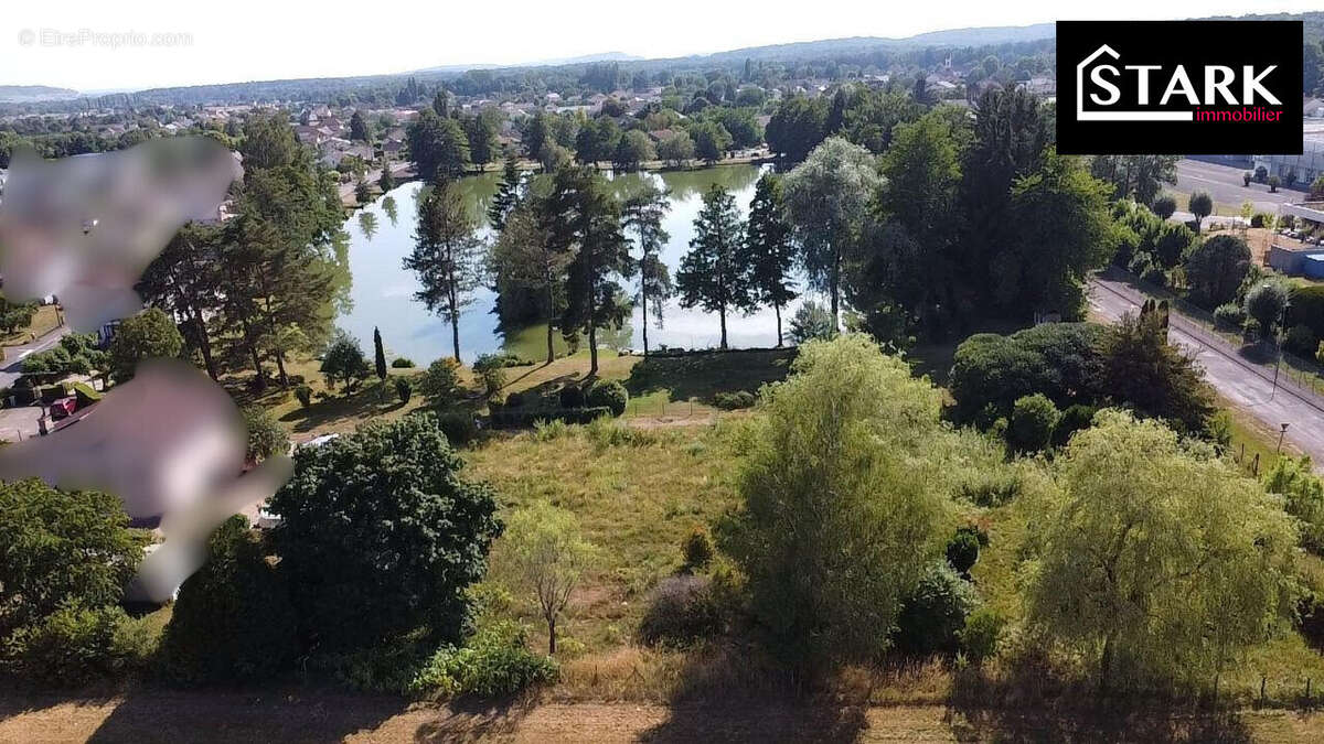 Terrain 3055 m² à Magny-Vernois  - photo 3