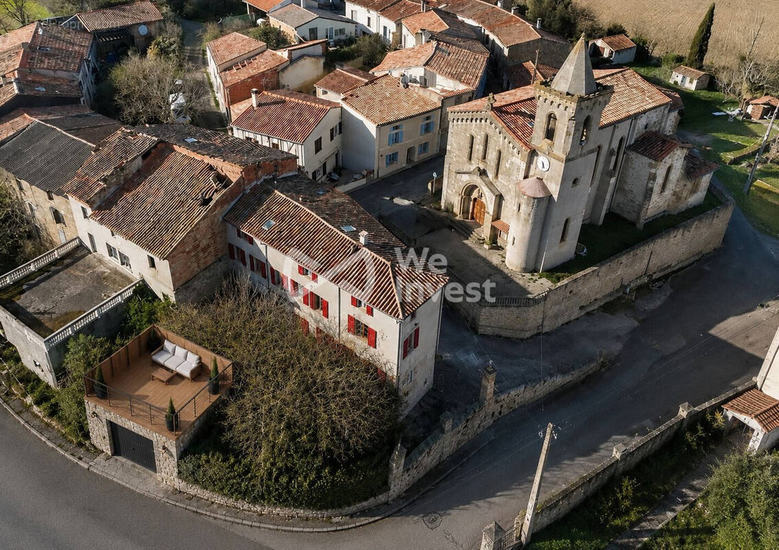 Maison à ESCUEILLENS-ET-SAINT-JUST-DE-BELENGARD