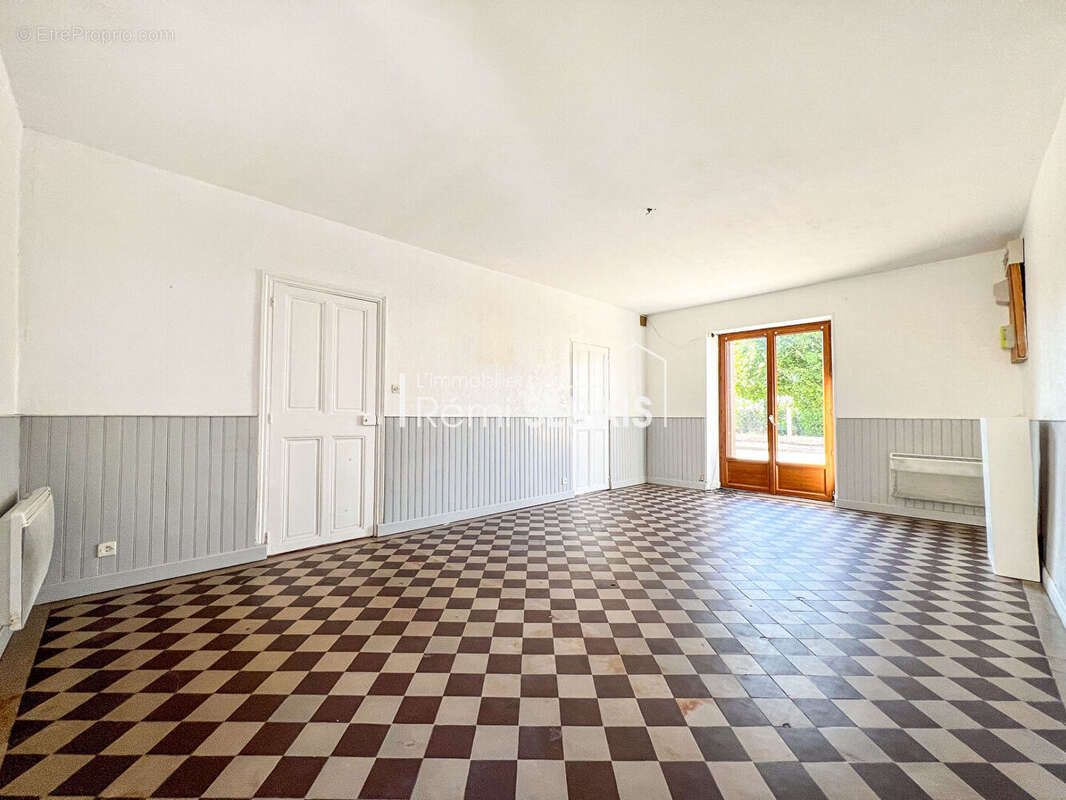 Maison à SAINT-GERMAIN-LE-VASSON