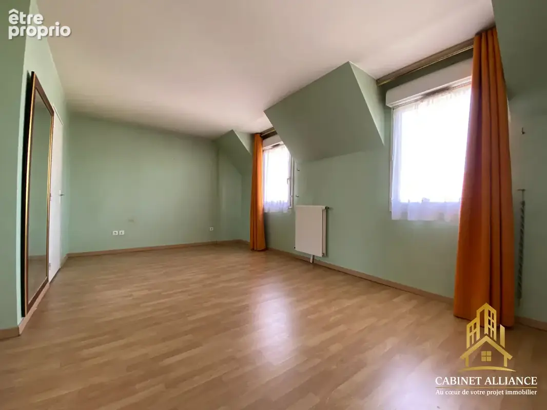 Appartement à vendre 4 pièces avec terrasse -Proche gare - photo 7