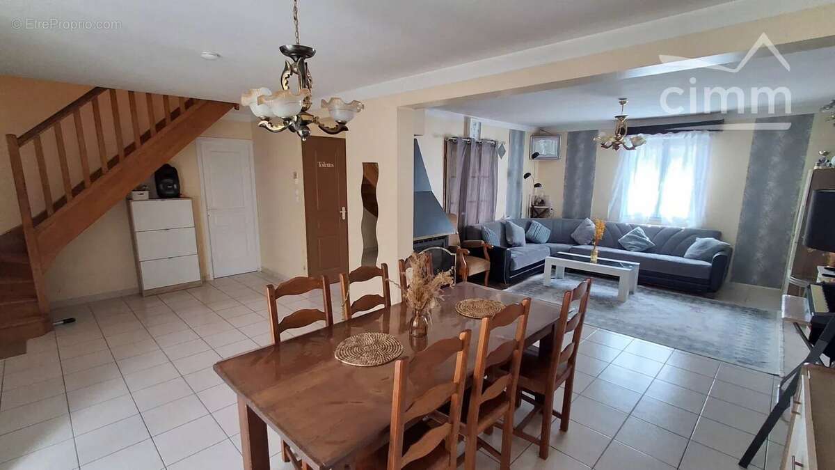 Maison à VINEUIL