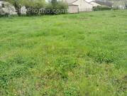 Terrain à LABOUTARIE