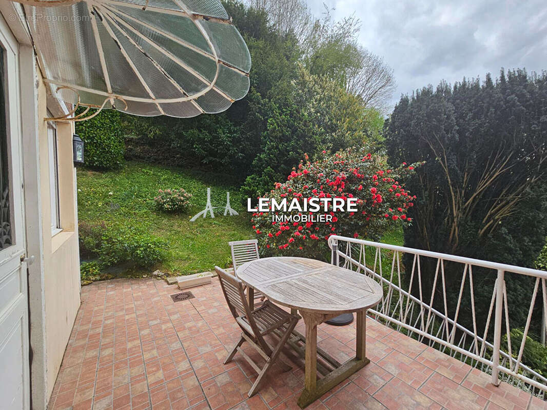 Maison à MONTIVILLIERS