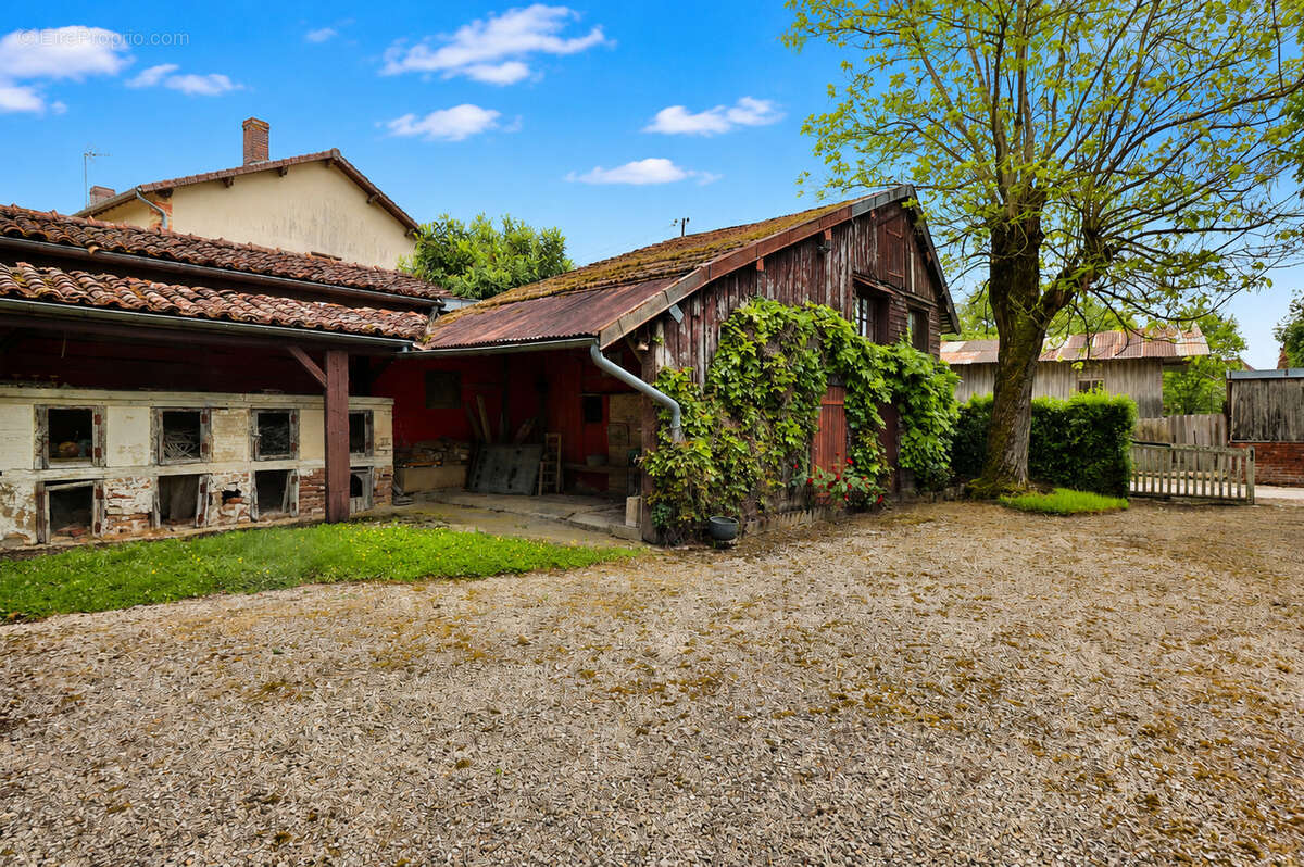 Maison à LESMONT