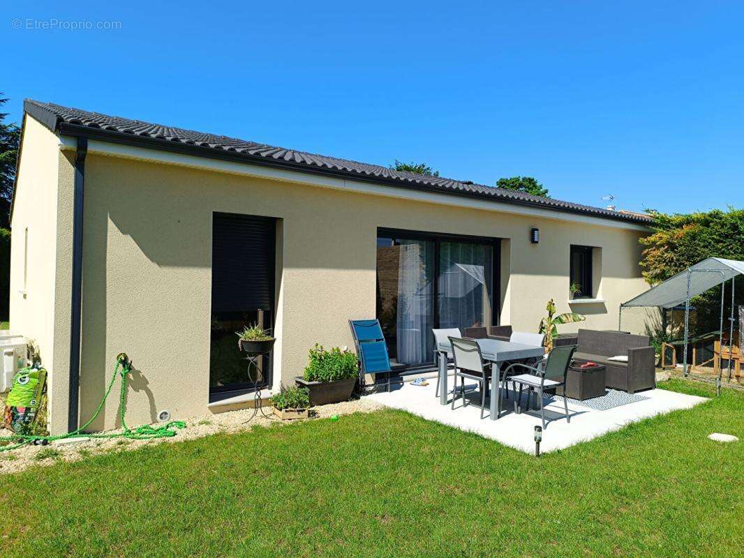 Maison Château Larcher 5 pièces 87.23 m2 - photo 8