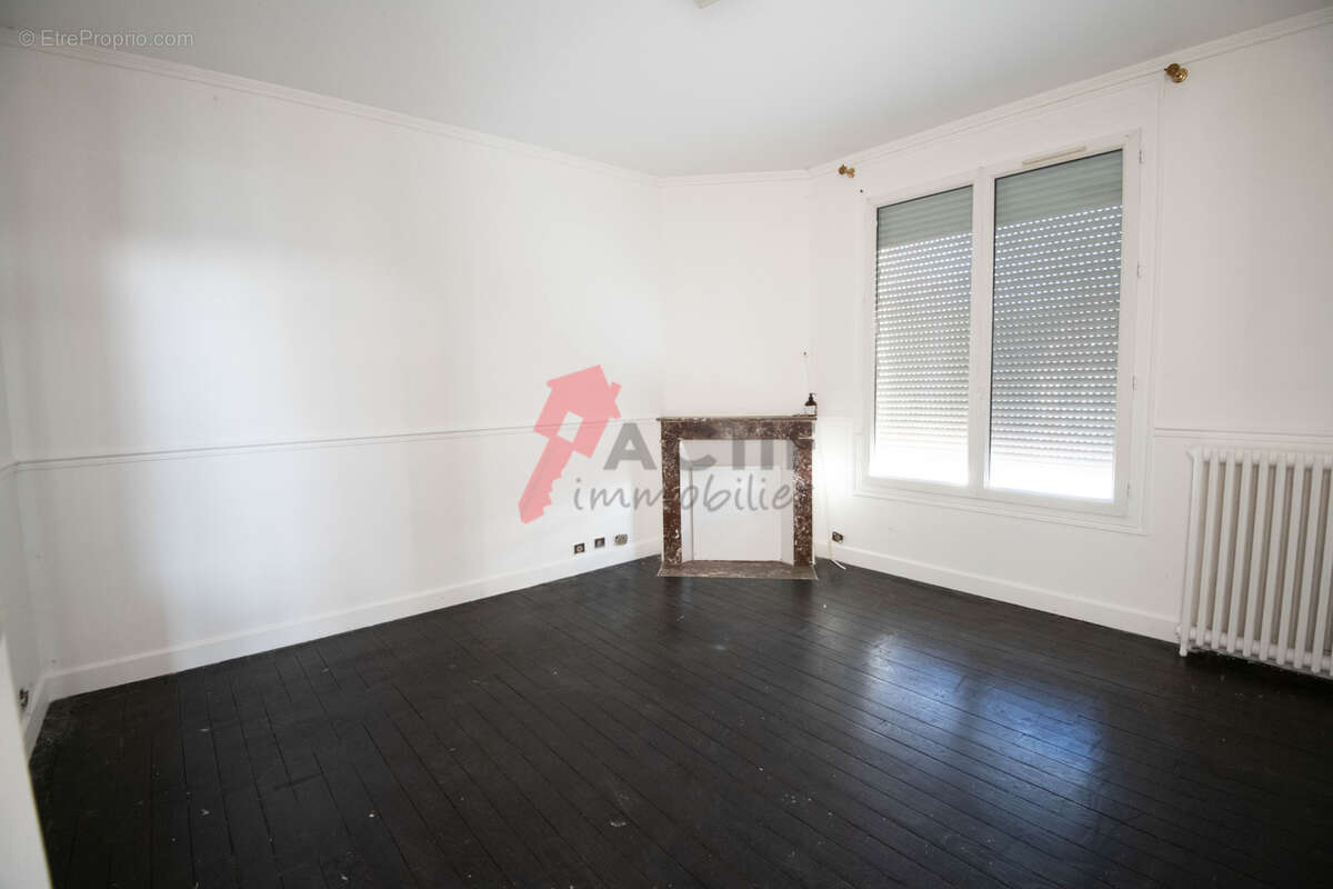 Maison à CORBEIL-ESSONNES