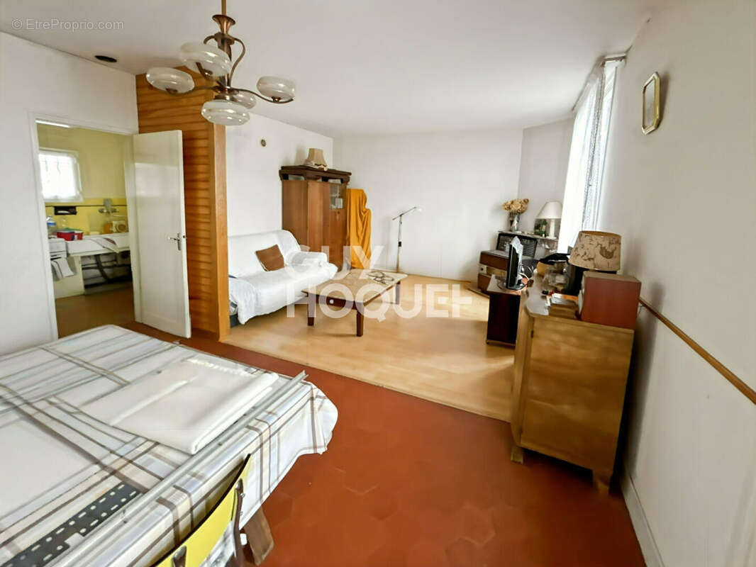 Maison à FONTENAY-TRESIGNY