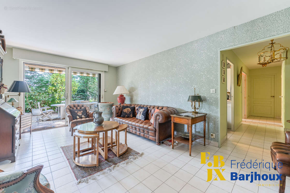 Appartement à CRAPONNE