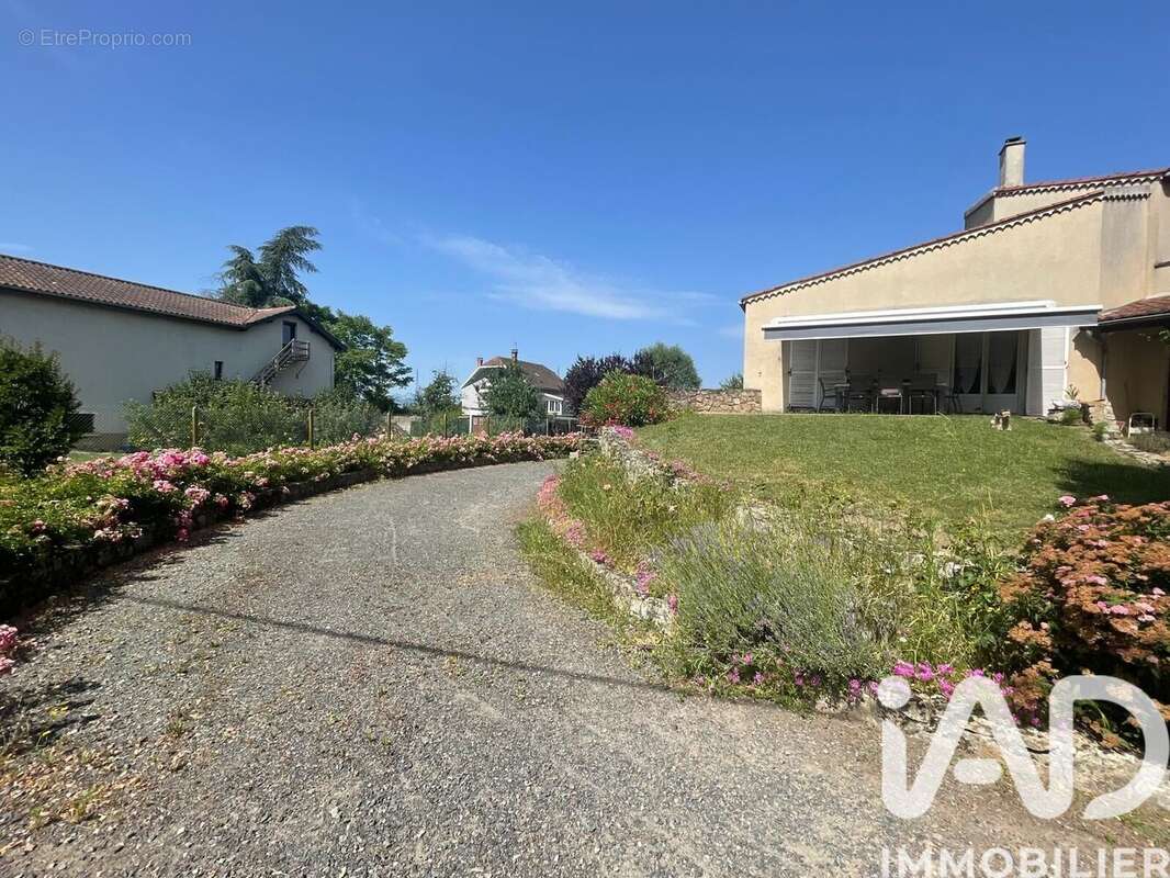 Photo 3 - Maison à FEURS