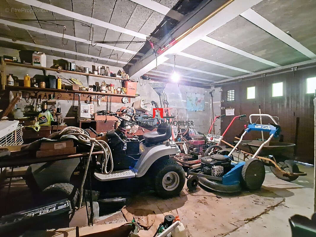 Maison à SAINT-CIERS-D'ABZAC