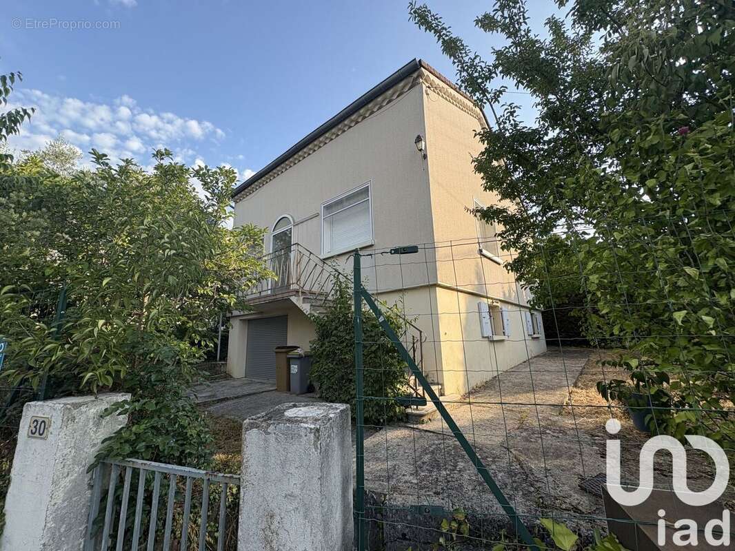 Photo 4 - Maison à SAINT-ETIENNE-DE-FONTBELLON