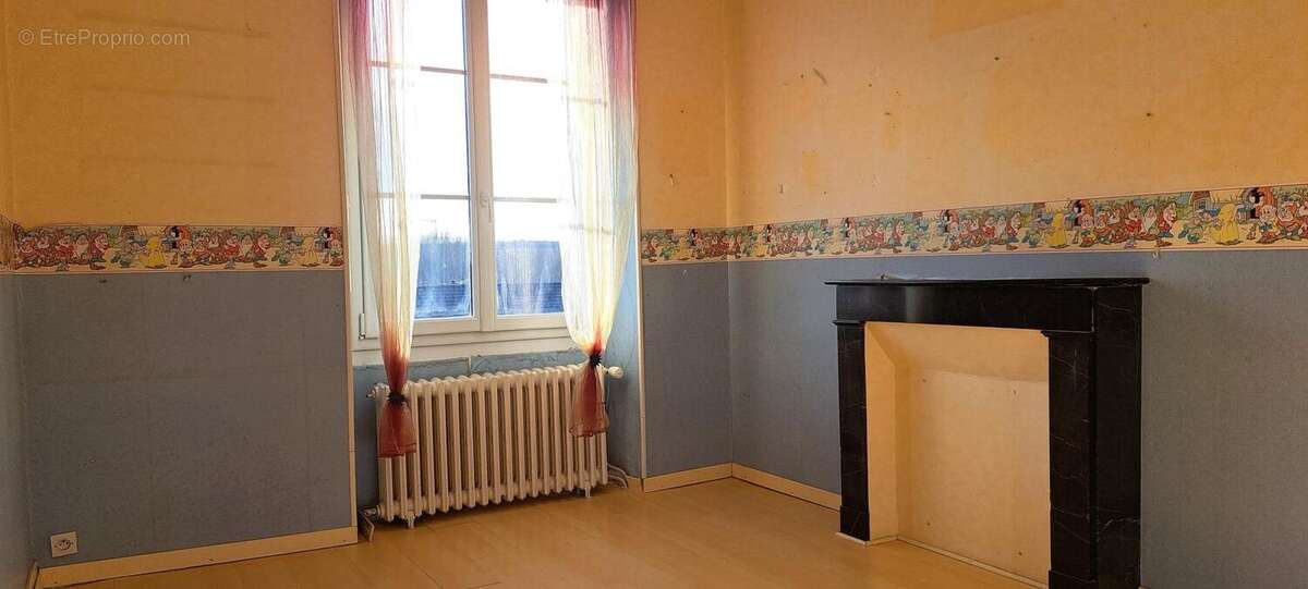 Photo 8 - Maison à MONTSURS