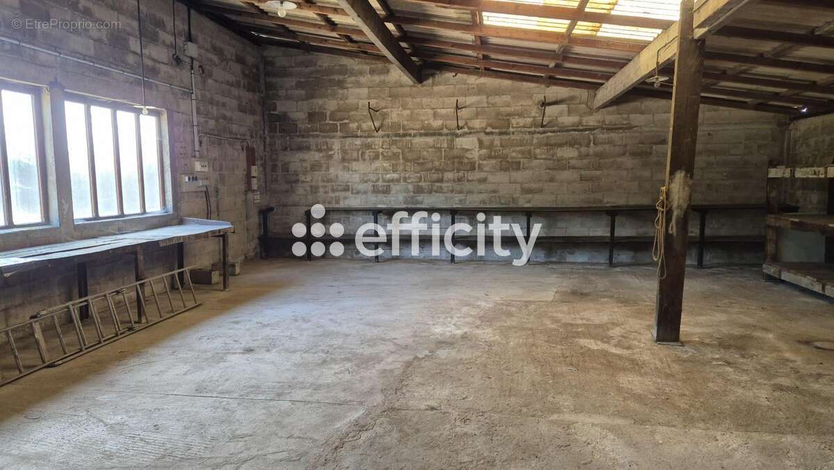 Maison 230 m² à Saint-Come-De-Fresne  - photo 30