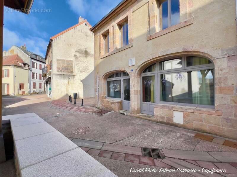 Maison à MONTAIGUT
