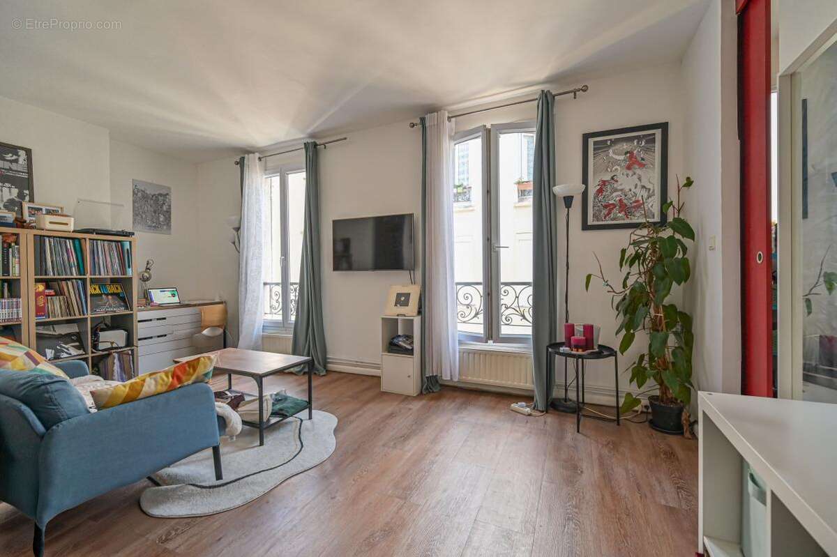 Appartement à PARIS-18E
