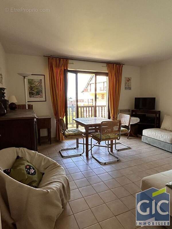 Appartement à TROUVILLE-SUR-MER