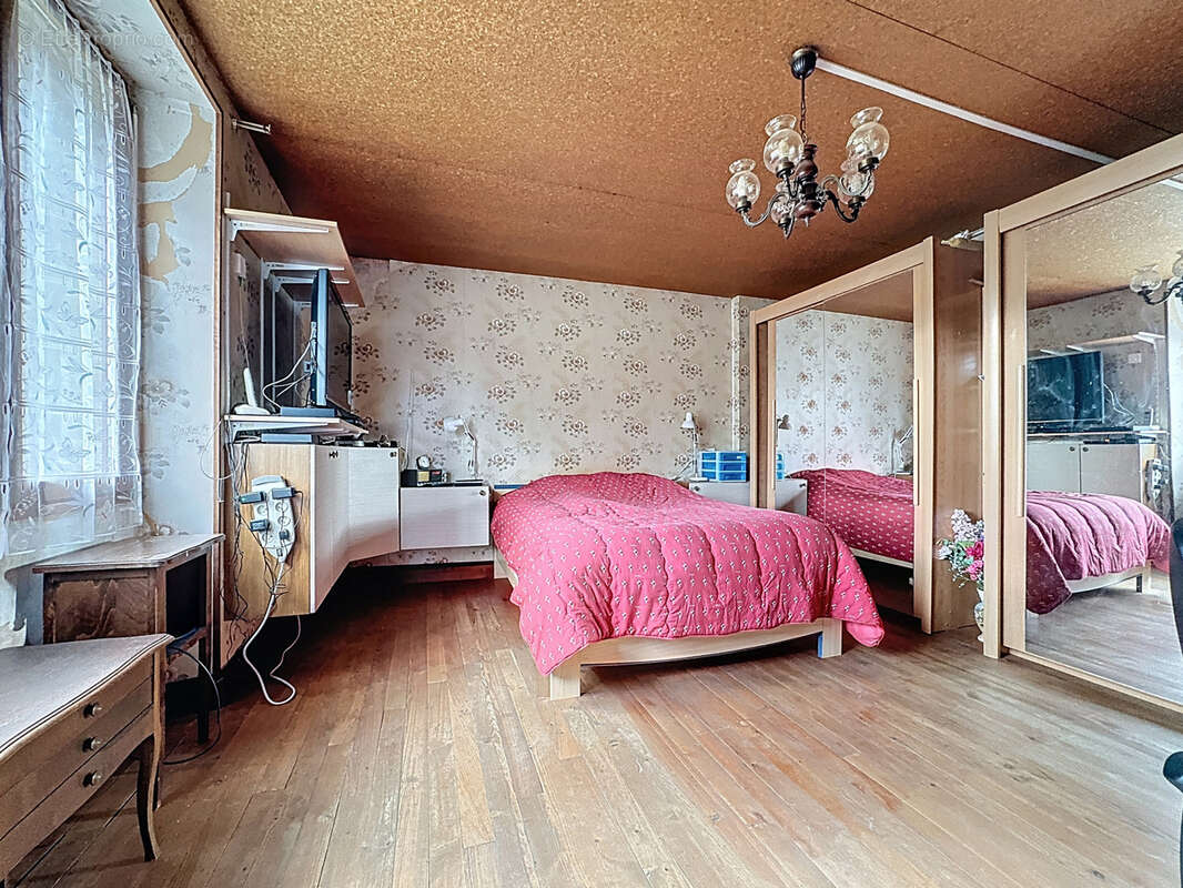 Maison à MONTMIRAIL