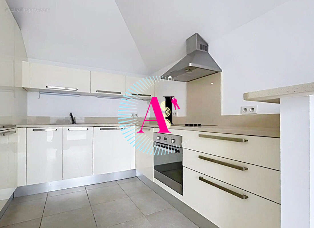 Appartement 70 m² à Grasse  - photo 5