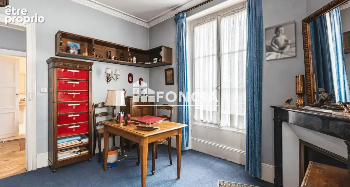 Proche centre-ville de Château-Thierry – Maison bourgeoise de caractère de 167 m² avec cour, dépendance, garage et grenier aména - photo 12