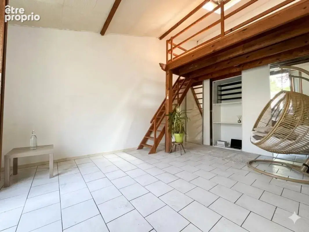 Appartement esprit "maisonnette"  avec exterieur et garage - photo 2