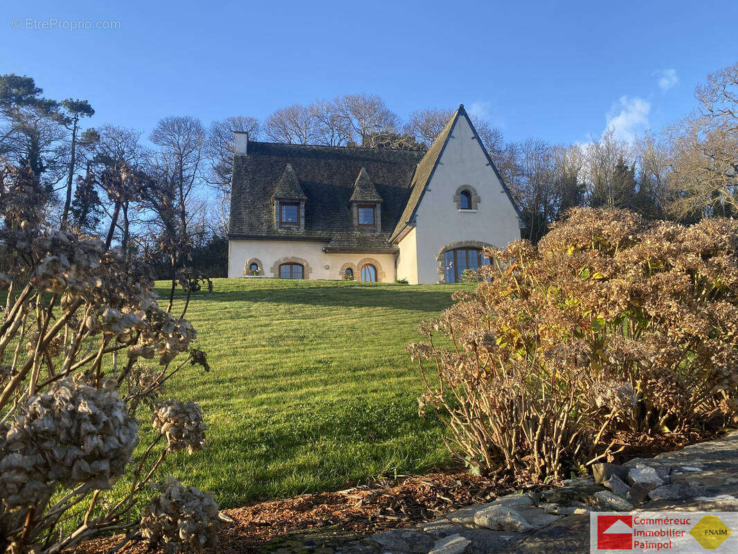 Maison à PLOUBAZLANEC