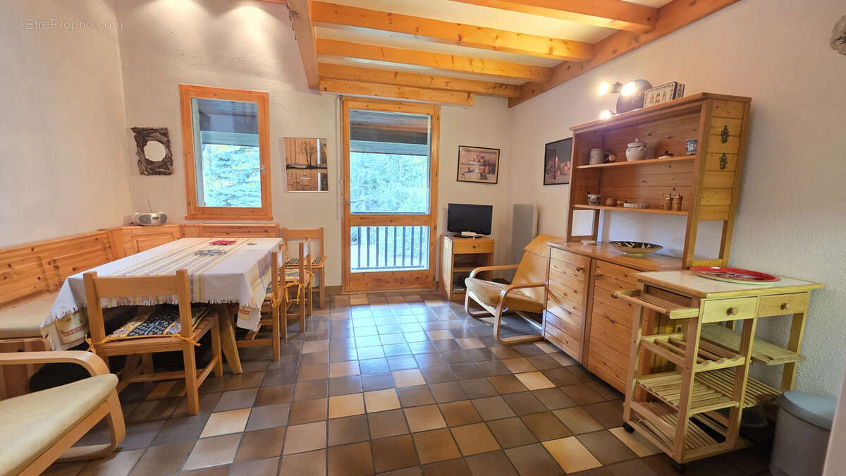 Appartement à SAINT-CHAFFREY