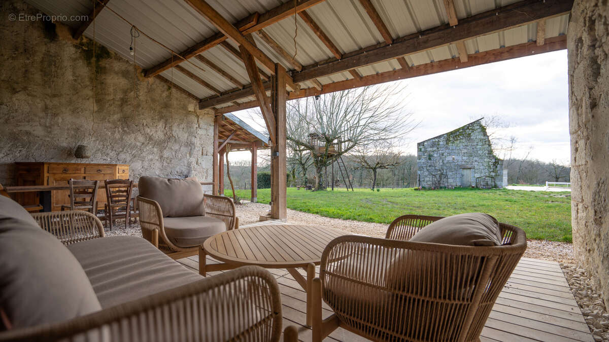 Maison à SAINT-MAURIN