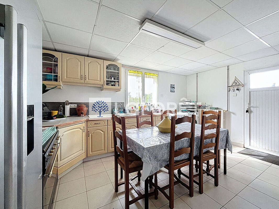 Maison à CHATILLON-SUR-THOUET