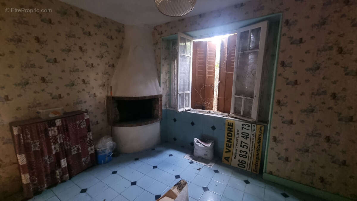 Maison à TOURZEL-RONZIERES