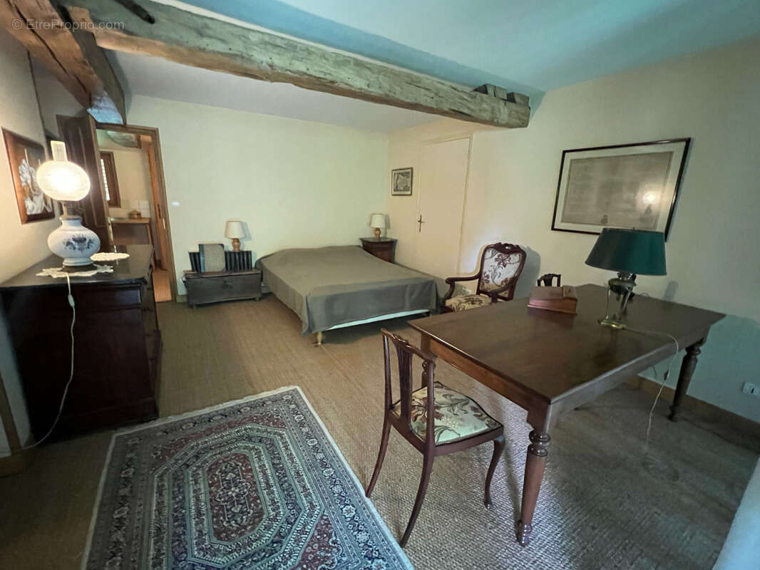 Maison à FRANGY-EN-BRESSE