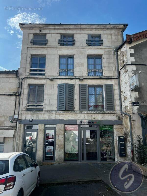 Appartement à SAINT-MAIXENT-L'ECOLE