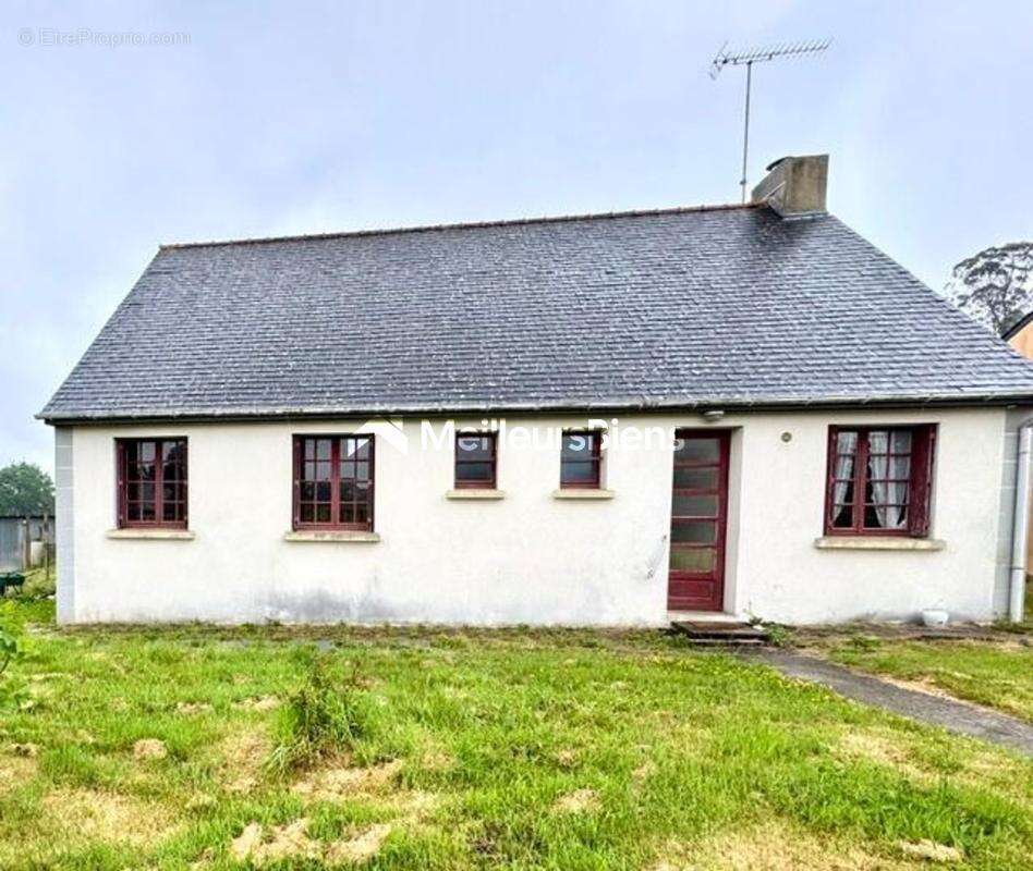 Maison à PLOUAGAT
