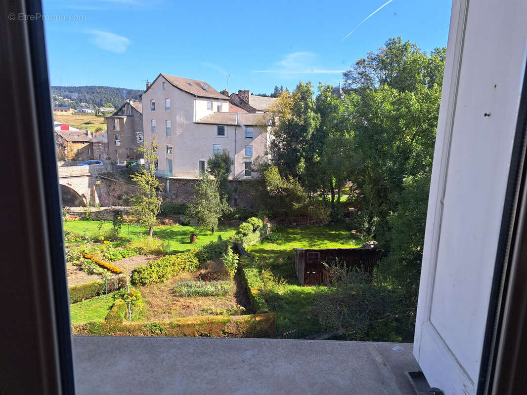 Appartement à TENCE