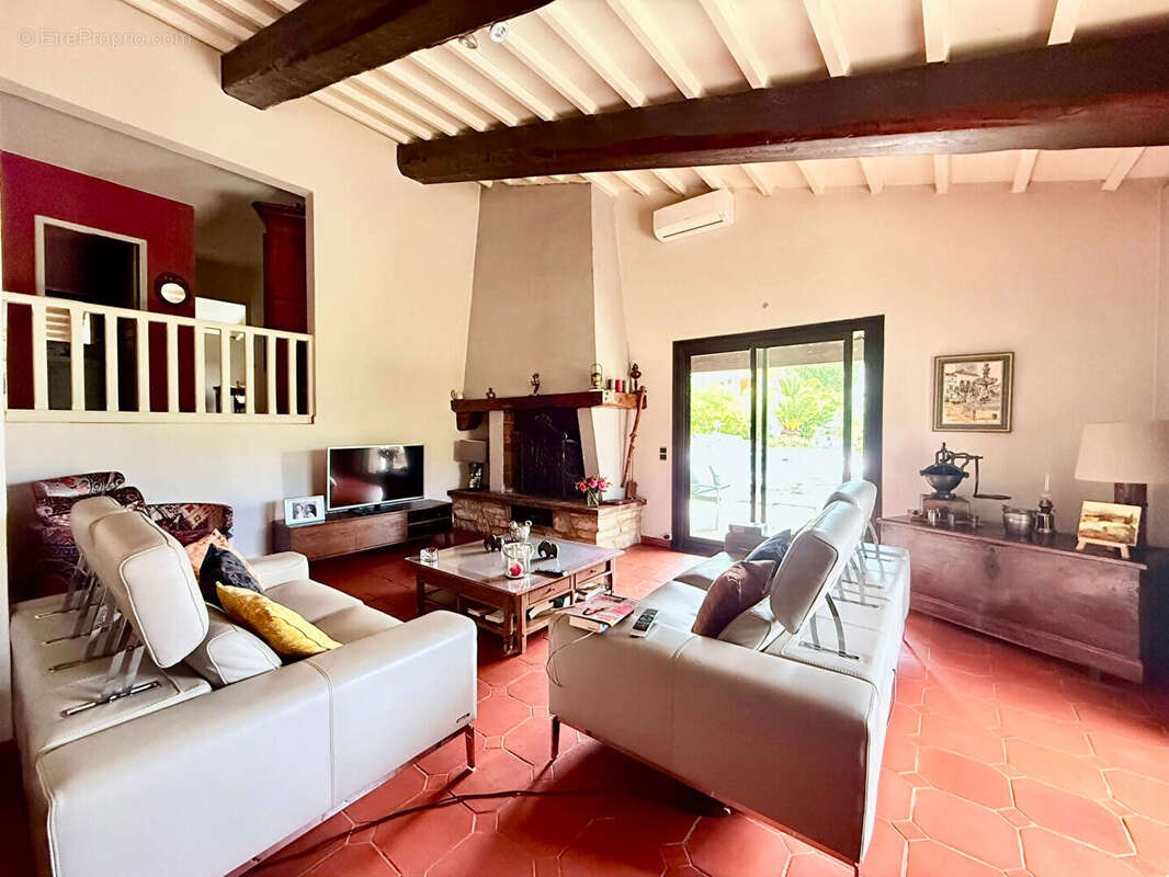Maison à SAINT-MARTIN-D'ARDECHE
